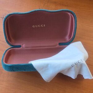 Authentic Gucci Sunglass Case with cleansing cloth, plus 4 bag gifts